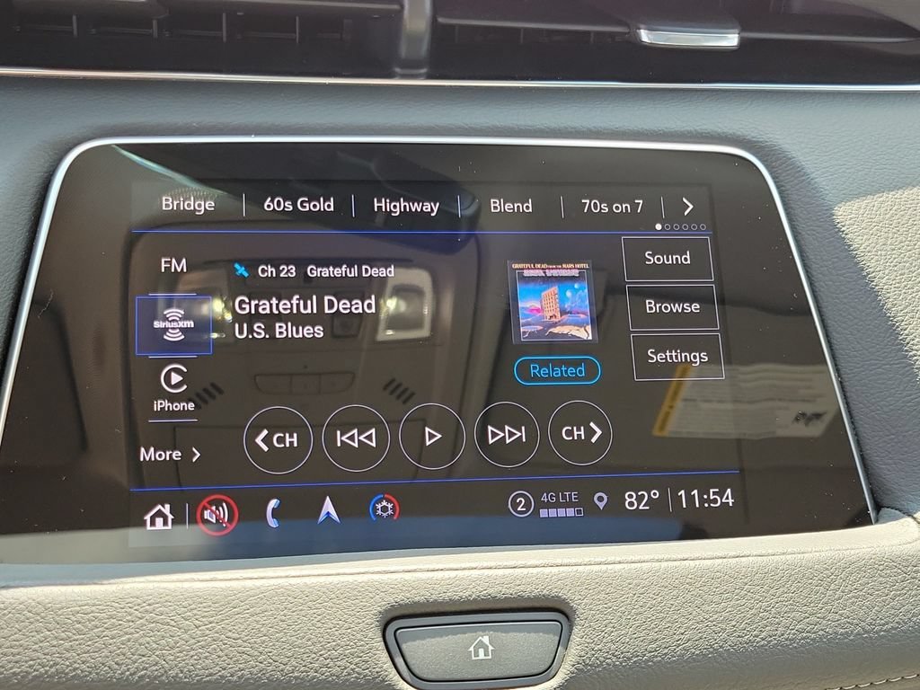Certified 2023 Cadillac XT4 Premium Luxury w/ Technology Package AWD/4WD image 22