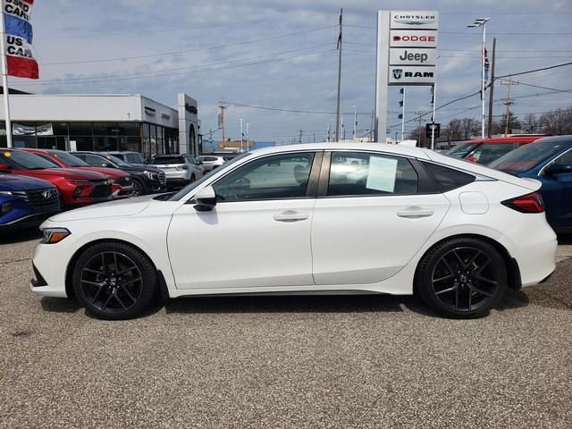 Used 2023 Honda Civic Sport Touring image 7