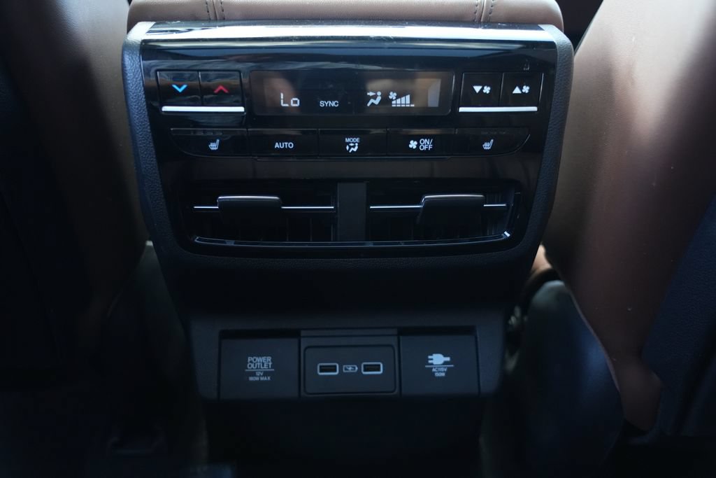 Used 2022 Acura MDX SH-AWD w/ Advance Package image 22