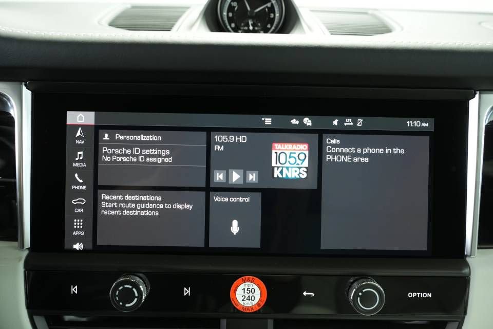 Certified 2026 Porsche Macan AWD/4WD image 17