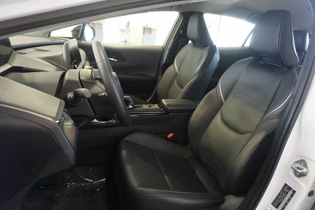 Used 2024 Toyota Prius XLE image 17