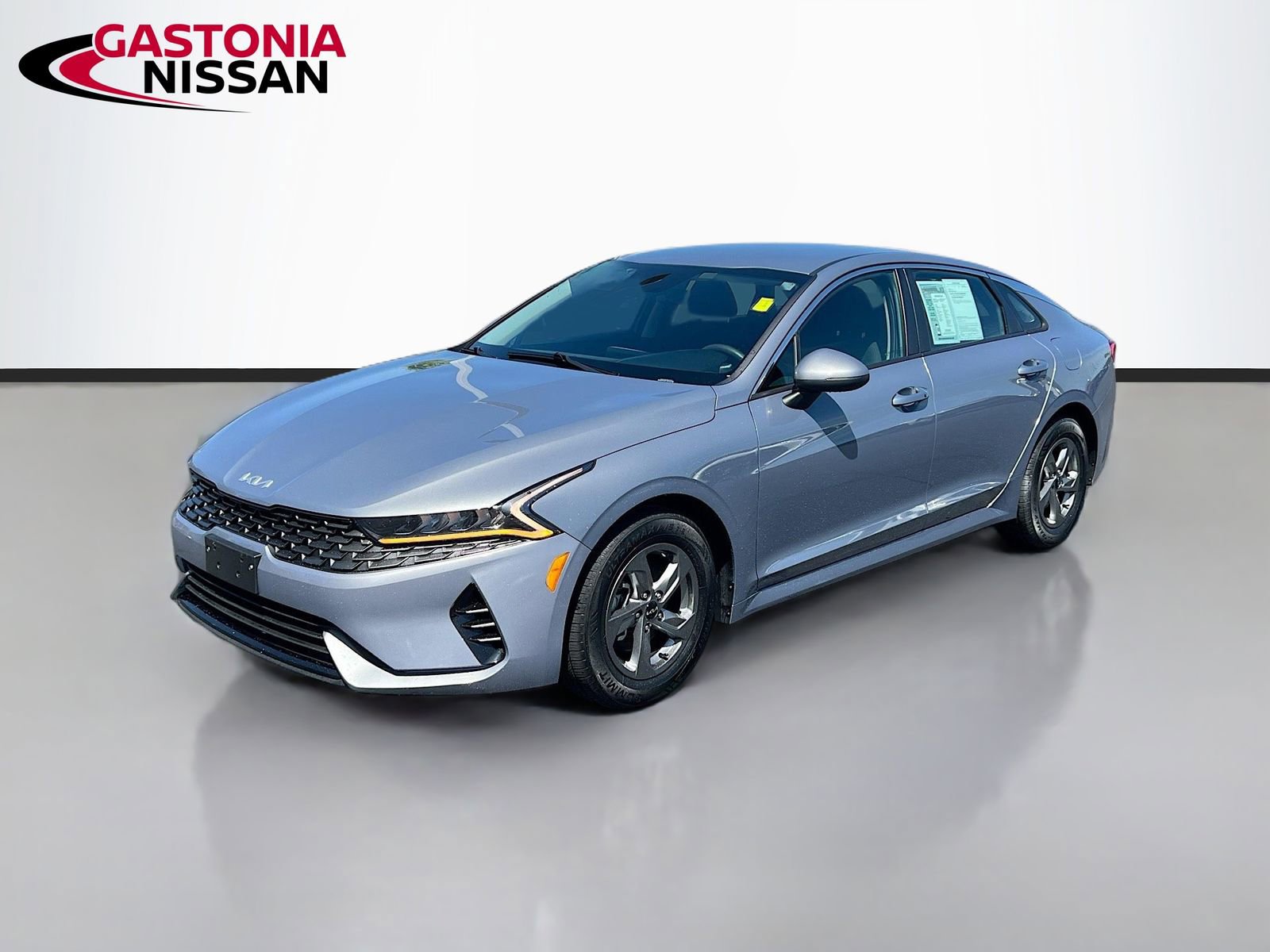 Used 2023 Kia K5 LXS image 3