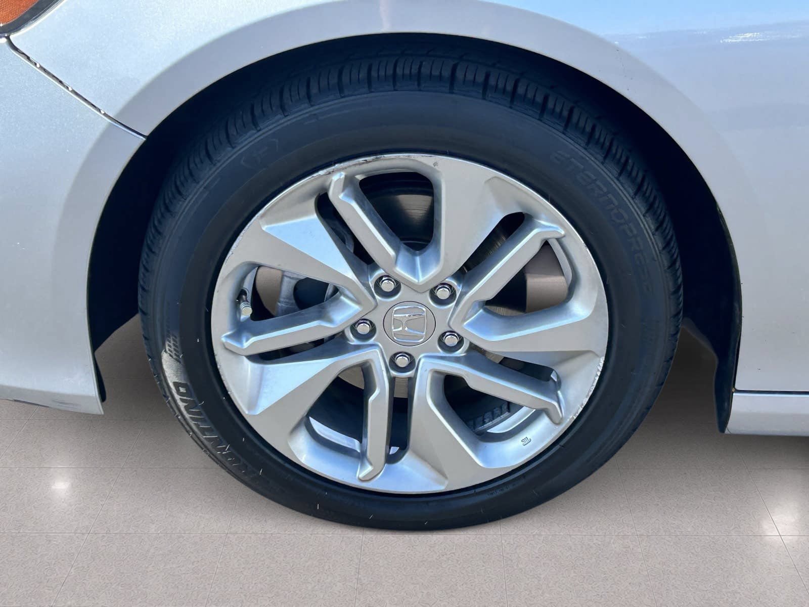 Certified 2018 Honda Accord LX image 11