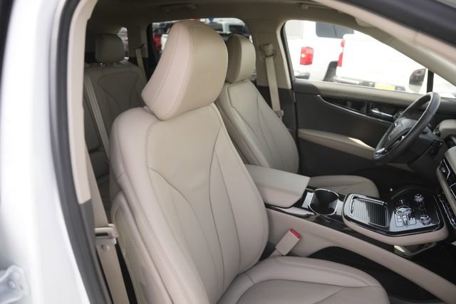 Used 2022 Lincoln Nautilus Reserve image 20