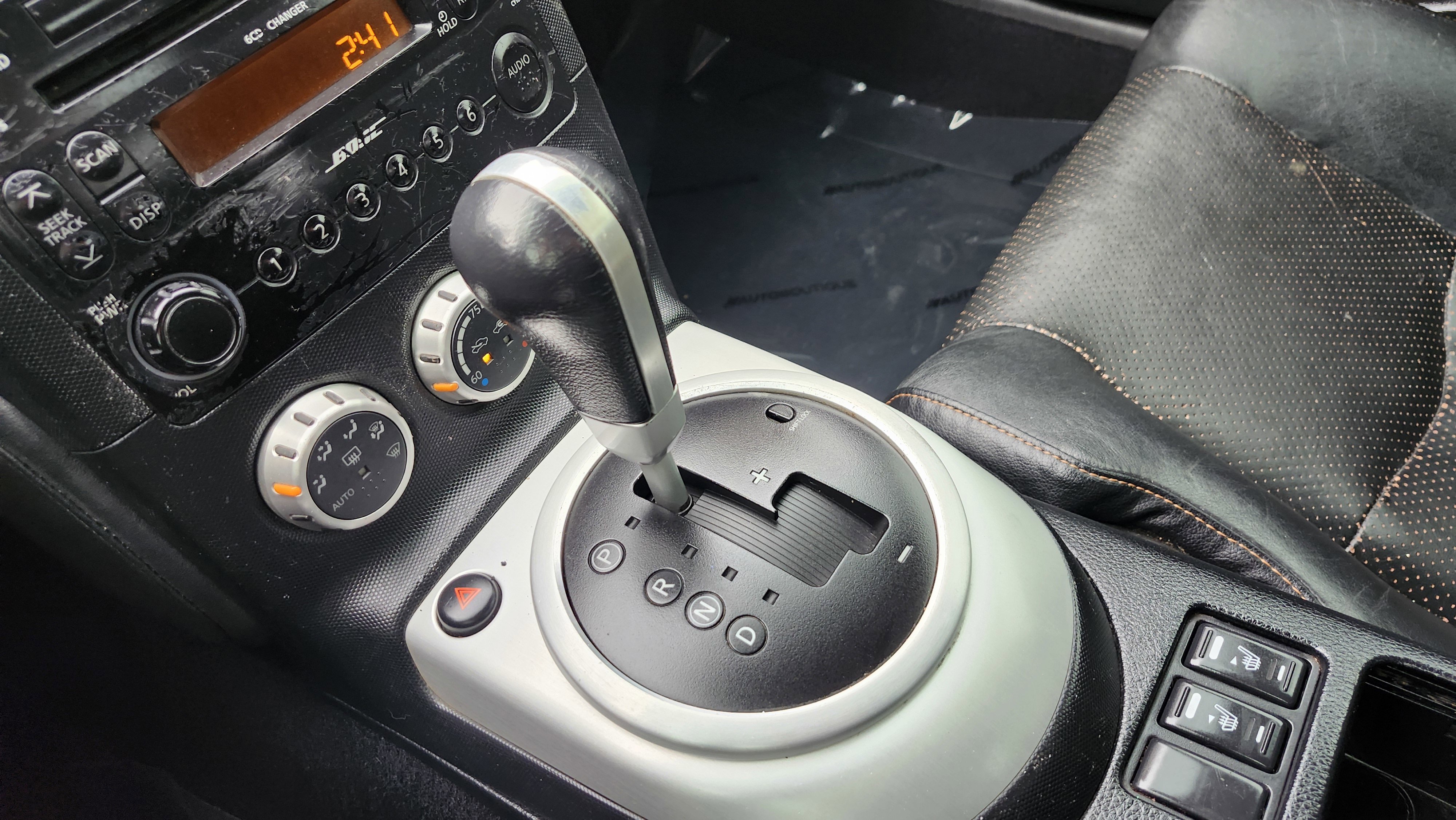 Used 2006 Nissan 350Z Touring image 8