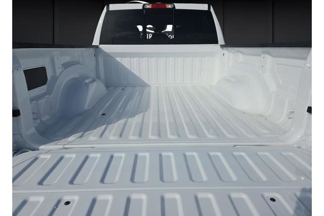 New 2026 RAM 1500 4x4 Crew Cab image 13