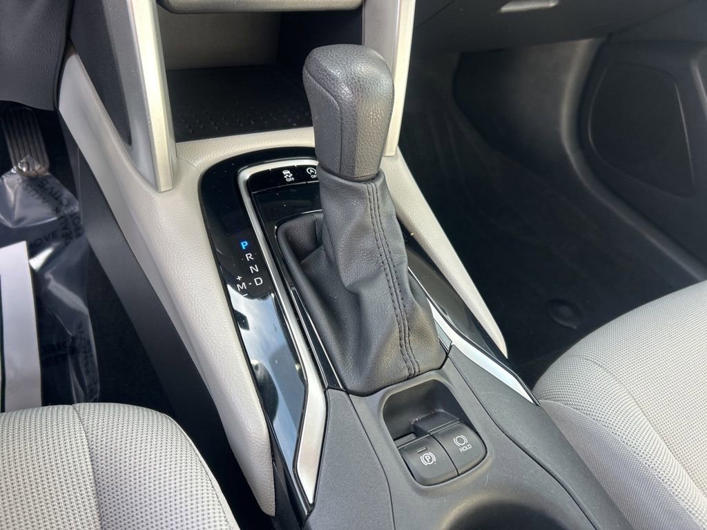 Used 2023 Toyota Corolla Cross L image 10