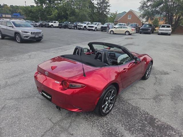 Used 2019 MAZDA MX-5 Miata Grand Touring RWD image 29