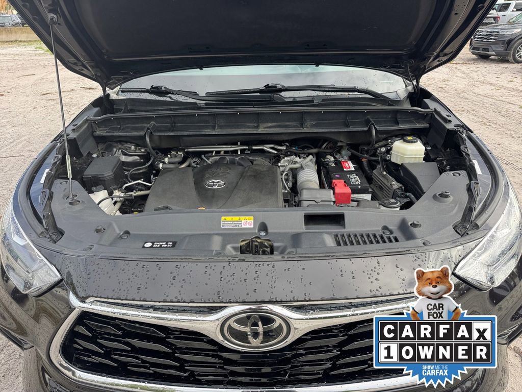 Used 2022 Toyota Highlander Limited image 31