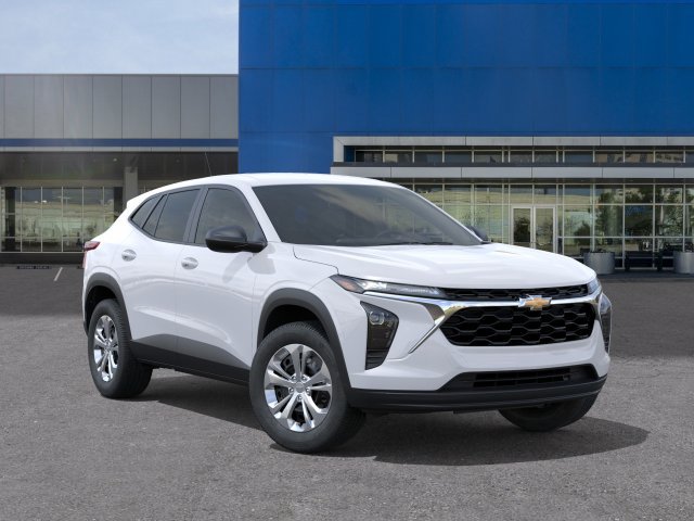New 2026 Chevrolet Trax LS w/ Driver Confidence Package FWD image 7