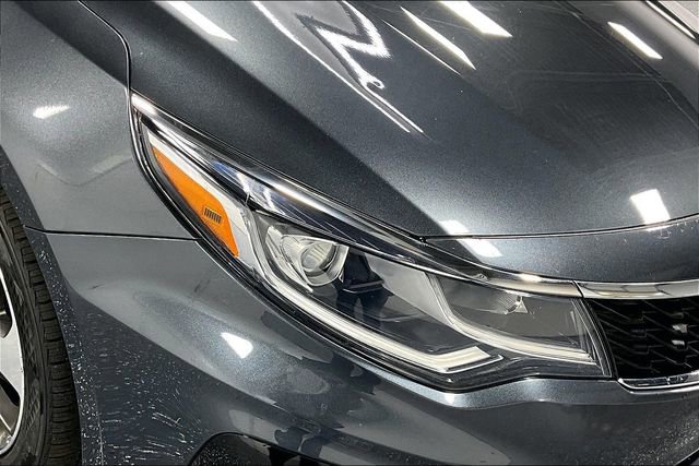 Used 2020 Kia Optima S image 28