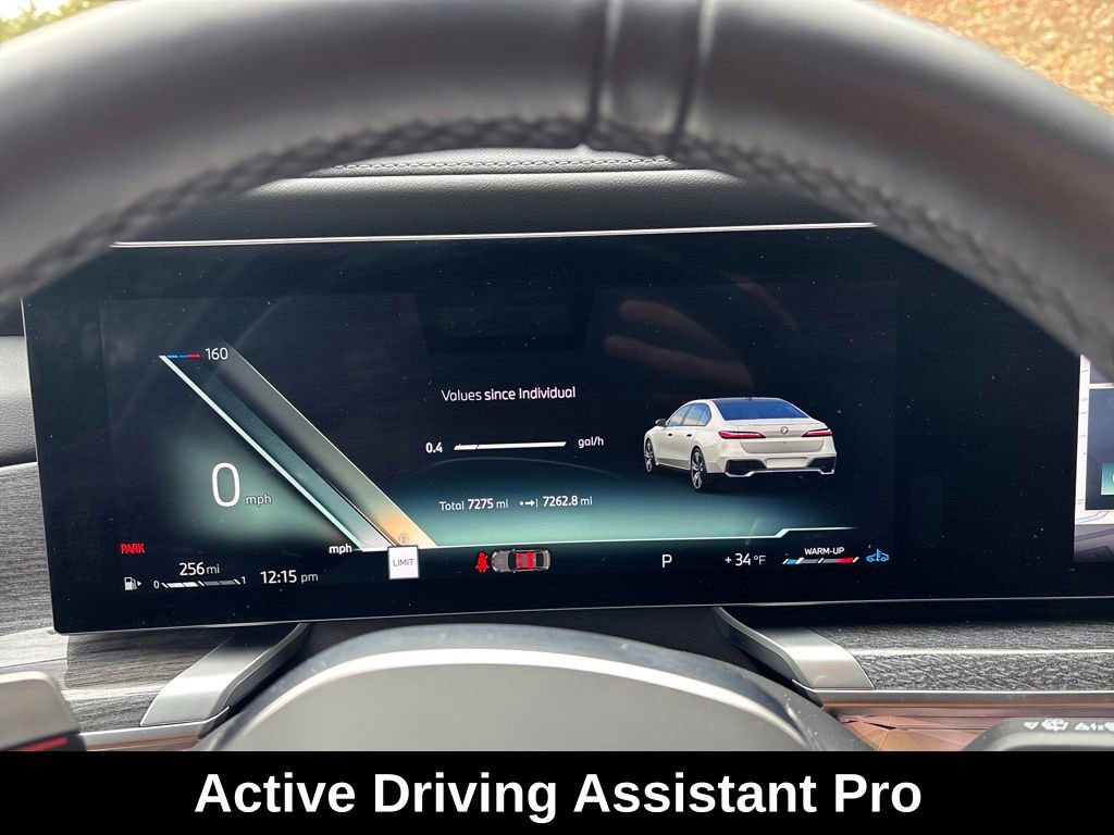 Used 2025 BMW 740i xDrive image 19