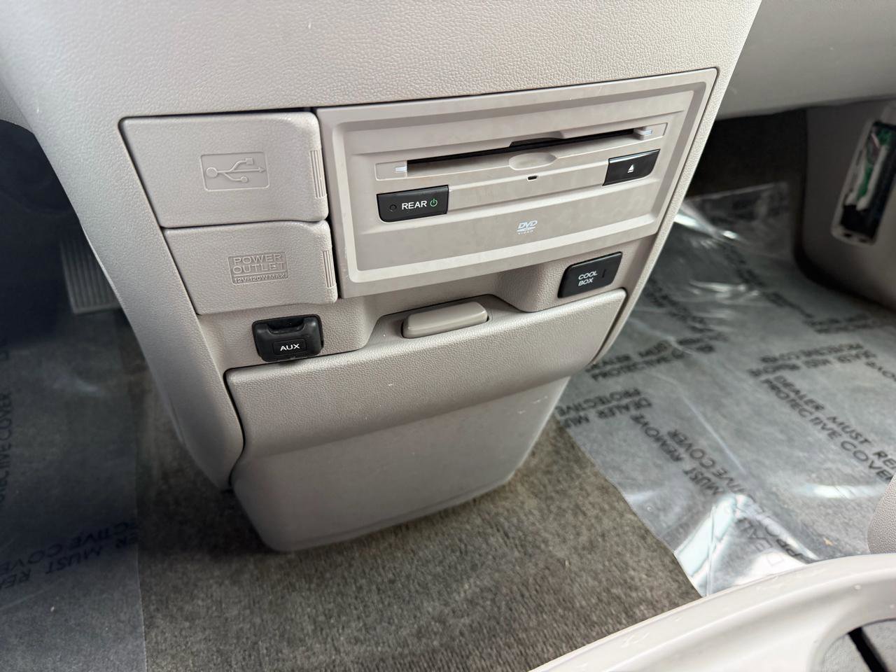 Used 2014 Honda Odyssey Touring image 17