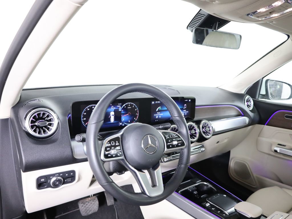 Used 2023 Mercedes-Benz GLB 250 image 29