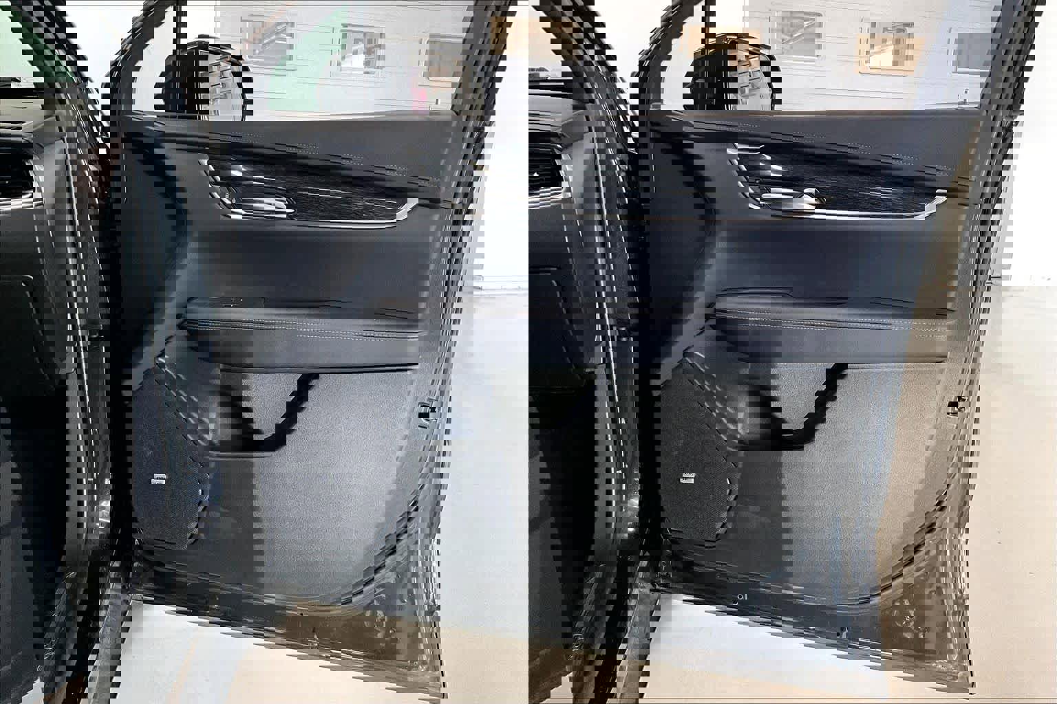 Used 2020 Cadillac XT5 Premium Luxury image 25