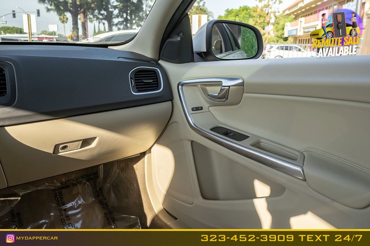 Used 2015 Volvo S60 T5 Platinum image 23