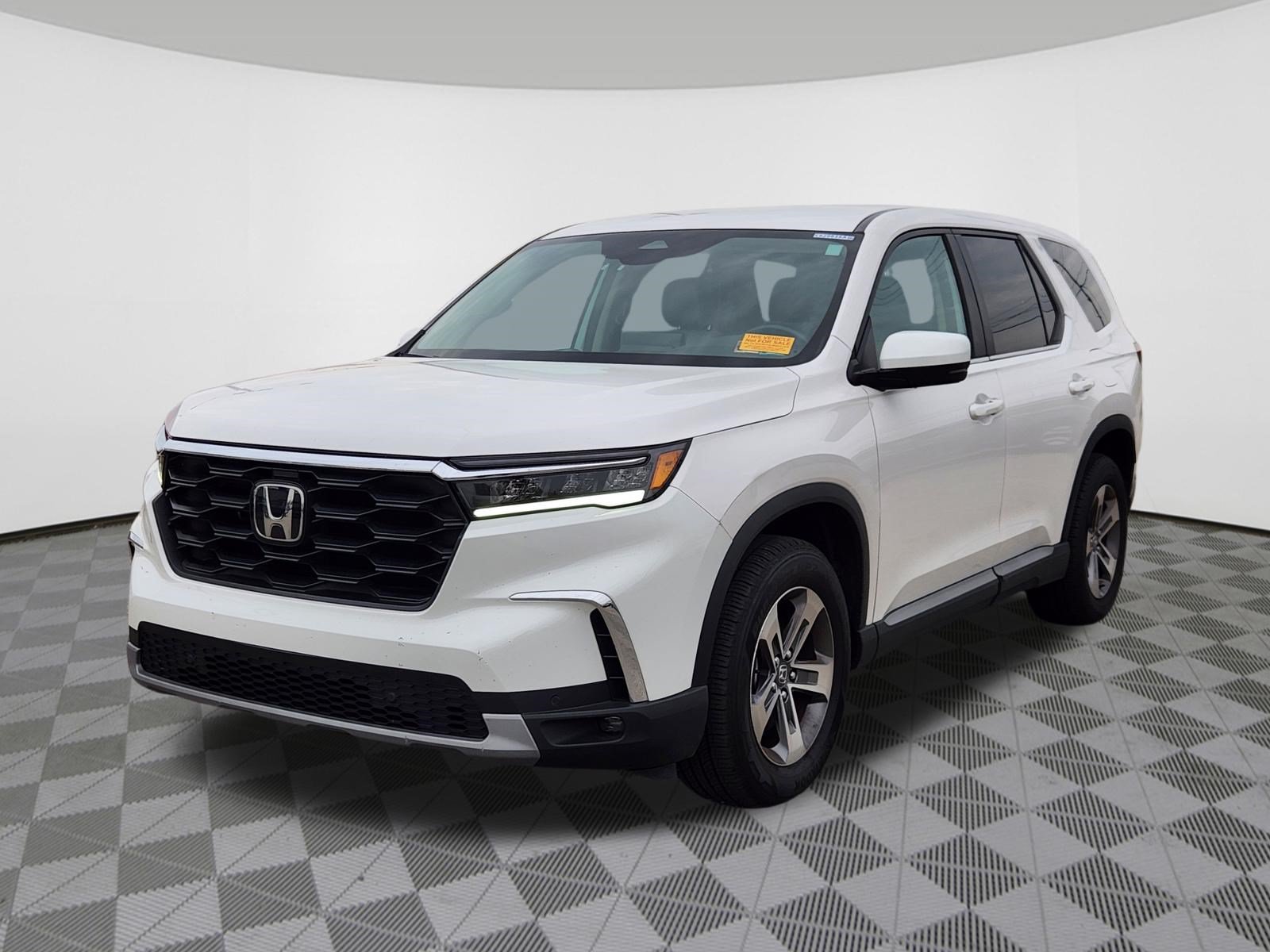Used 2024 Honda Pilot EX-L image 2