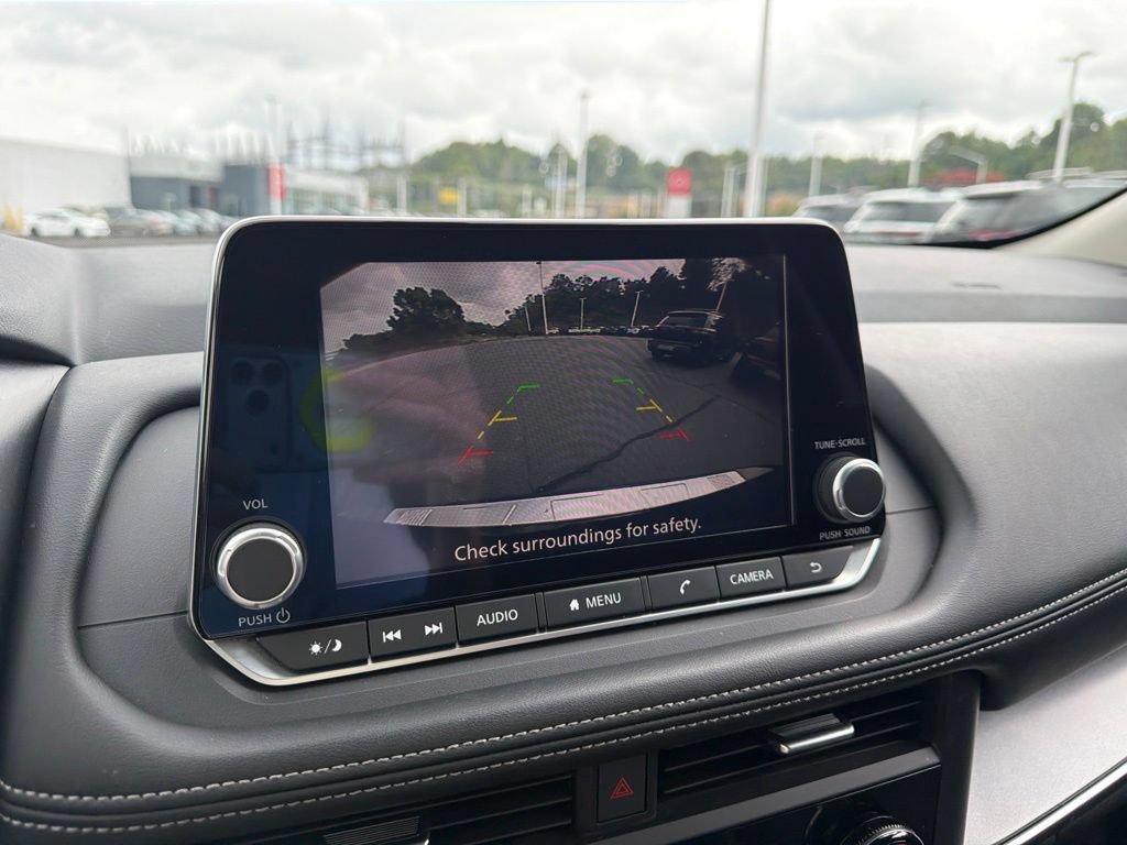 Certified 2025 Nissan Rogue SV AWD/4WD image 21
