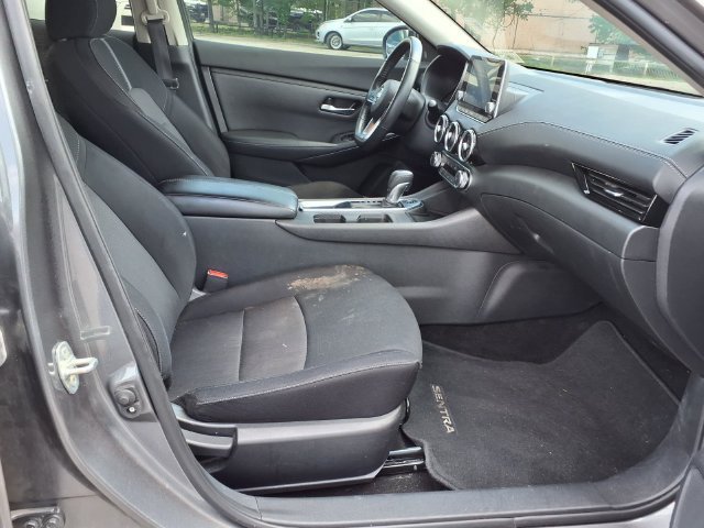 Used 2023 Nissan Sentra SV FWD image 18