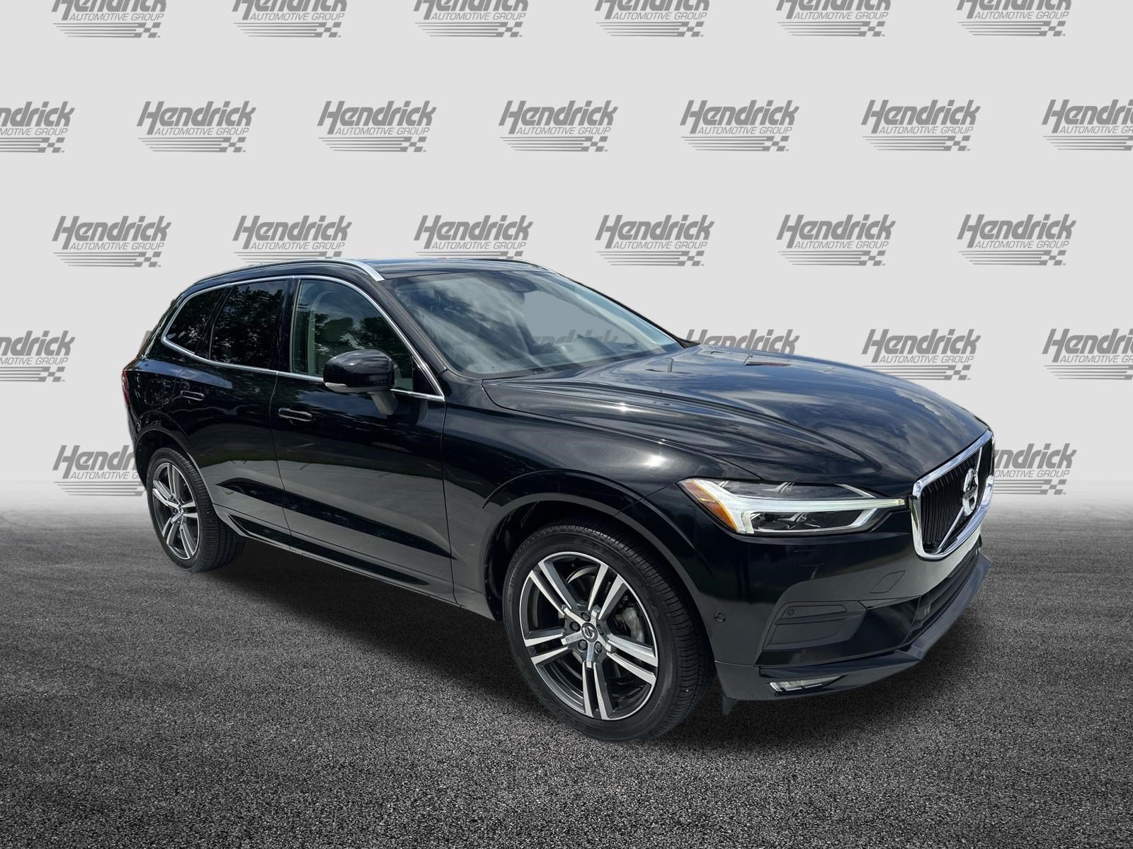 Used 2018 Volvo XC60 T6 Momentum w/ Convenience Package AWD/4WD image 2