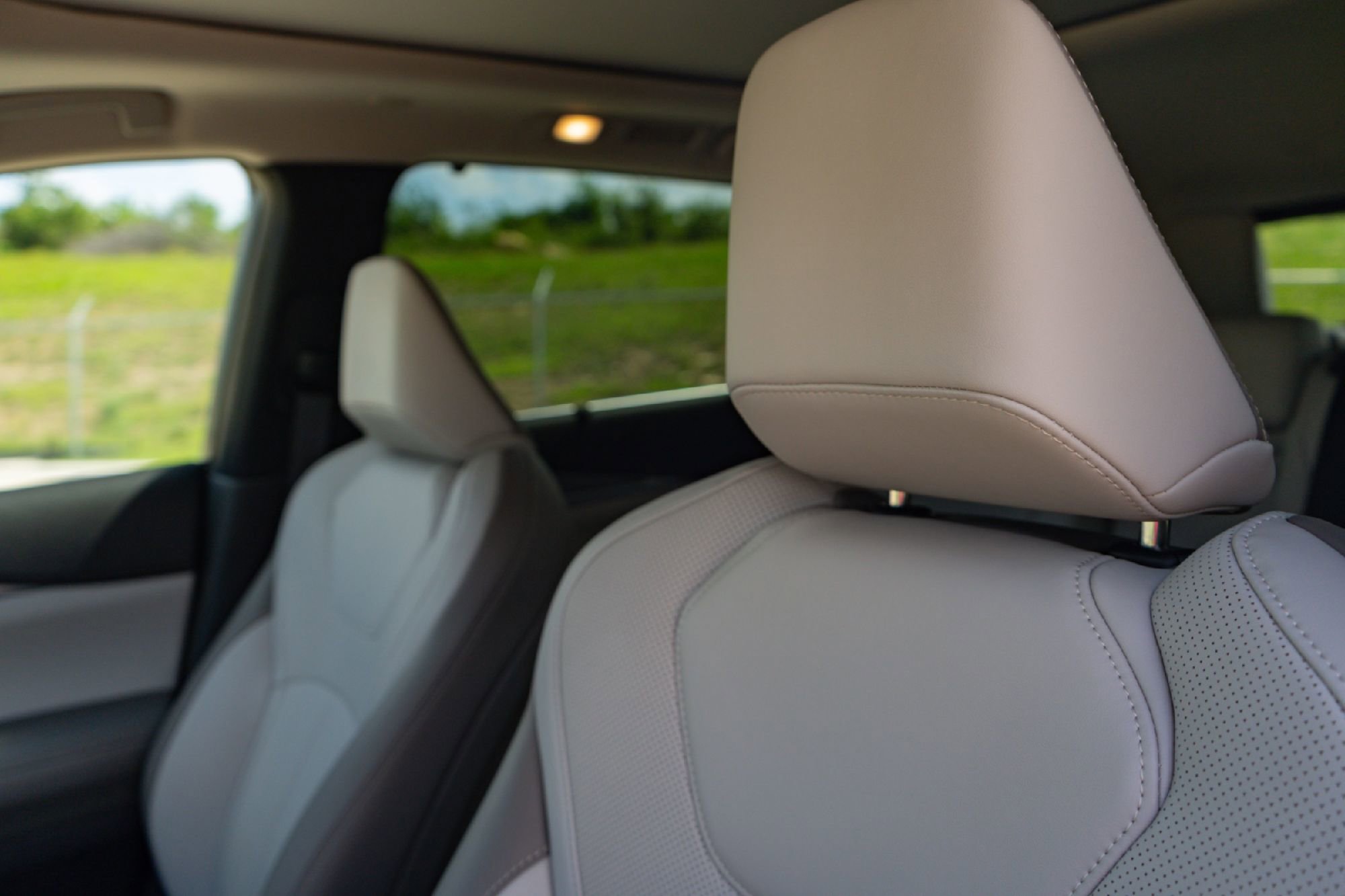 Certified 2026 INFINITI QX60 Luxe w/ Cargo Package FWD image 9