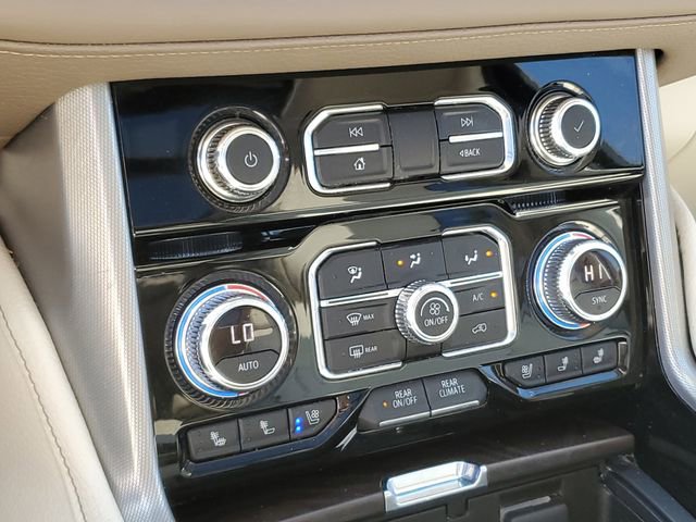 Used 2021 GMC Yukon Denali w/ Denali Ultimate Package image 19
