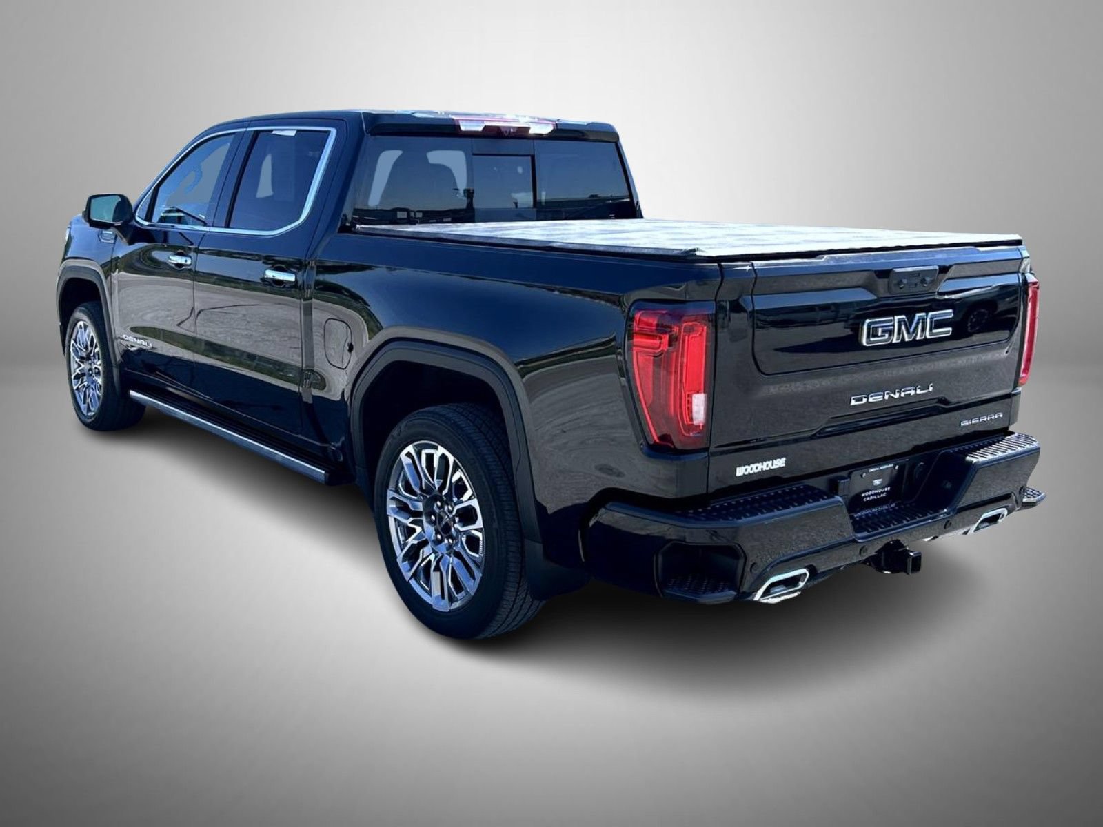 Used 2024 GMC Sierra 1500 Denali Ultimate AWD/4WD image 7
