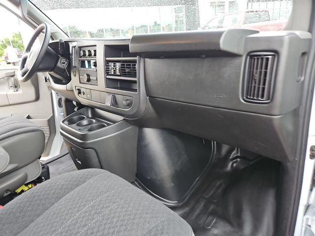 Used 2025 Chevrolet Express 2500 w/ Driver Convenience Package RWD image 21