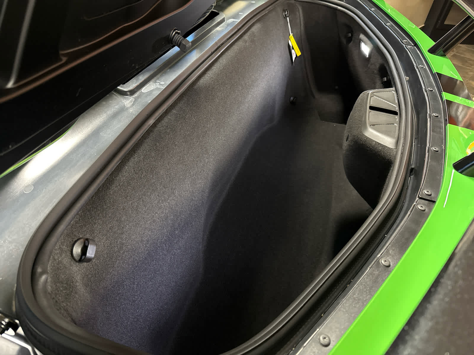 Used 2026 Chevrolet Corvette Stingray Convertible w/ 1LT RWD image 37