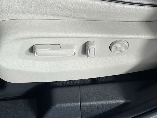 Used 2025 Honda Odyssey Touring image 13