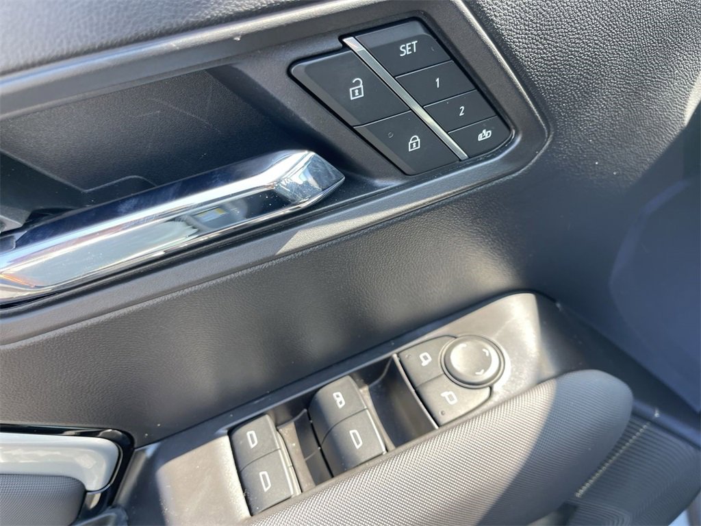 New 2025 Chevrolet Colorado Z71 w/ Technology Package image 13