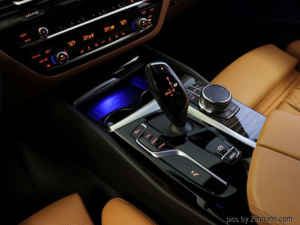 Certified 2023 BMW 530i xDrive w/ Premium Package image 22