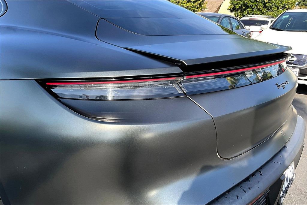 Used 2021 Porsche Taycan image 23