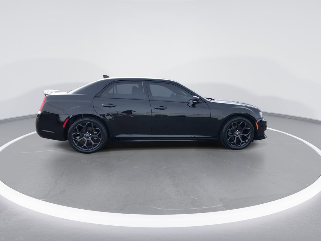 Used 2019 Chrysler 300 S w/ 300S Premium Group 2 image 9