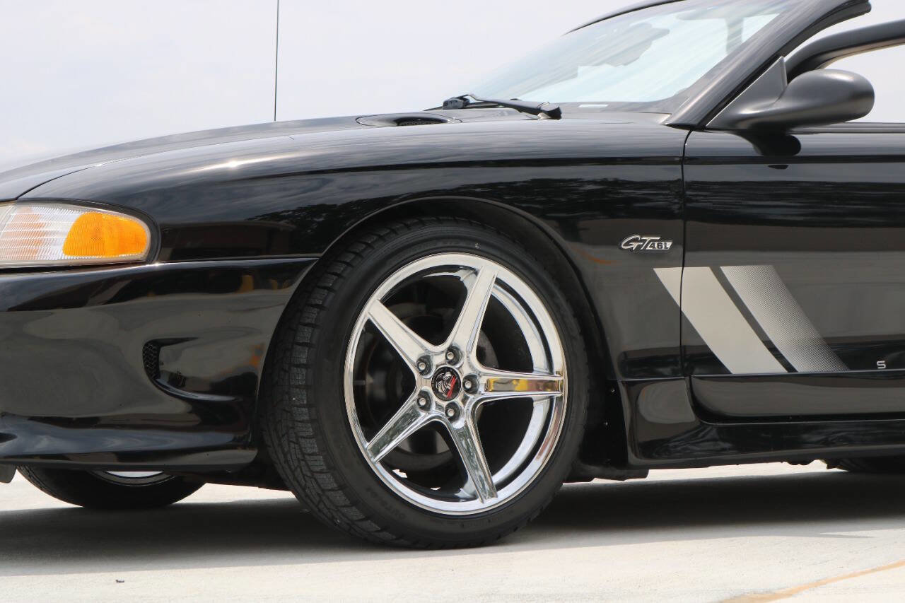 Used 1997 Ford Mustang GT RWD image 14