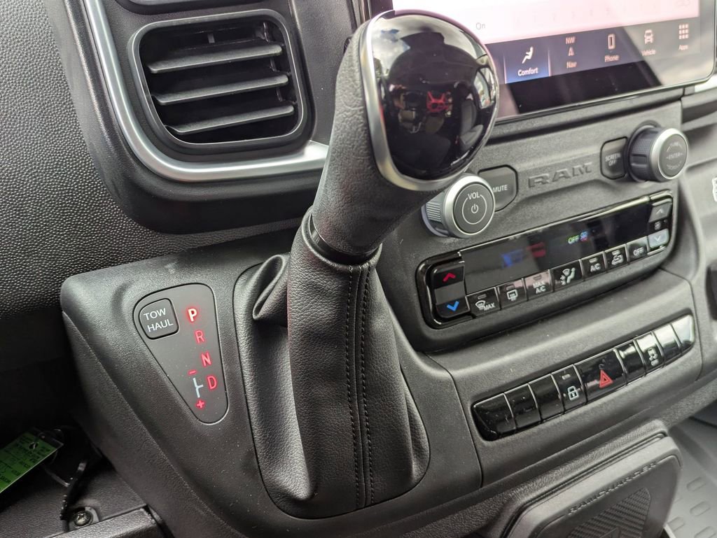 New 2025 RAM ProMaster 2500 w/ Quick Order Package 22G SLT image 24