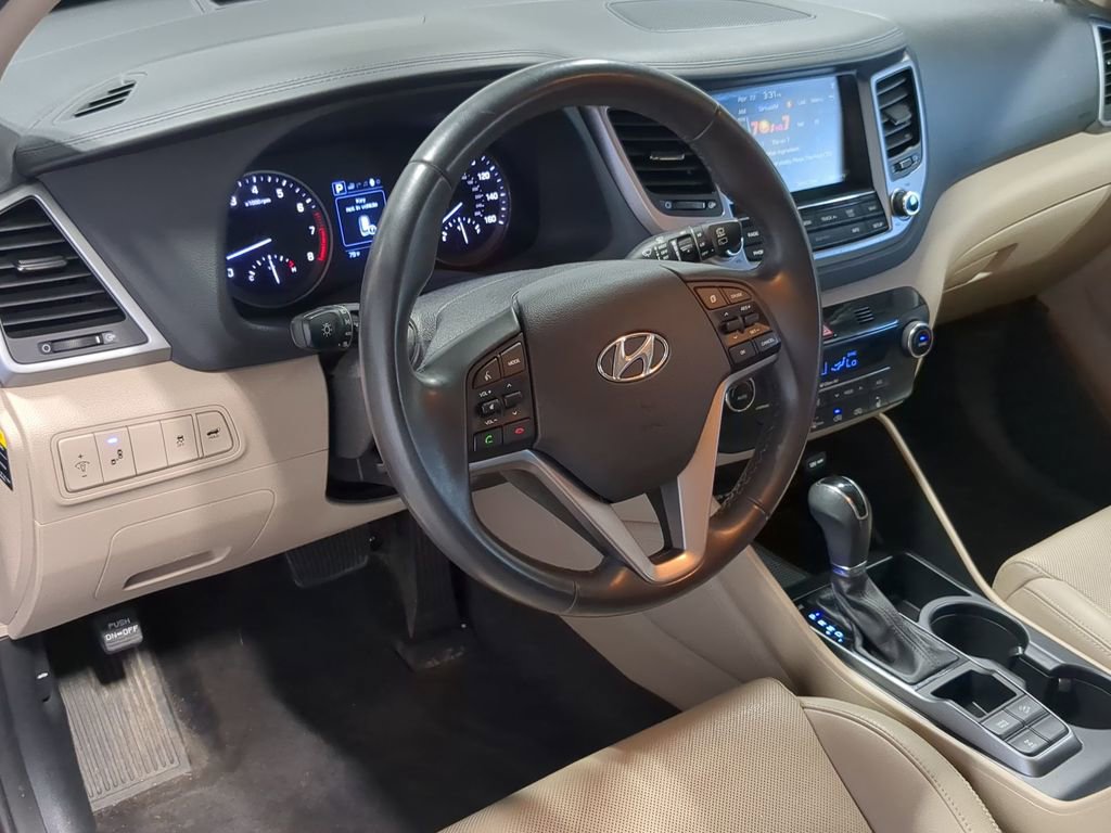 Used 2017 Hyundai Tucson Limited AWD/4WD image 12