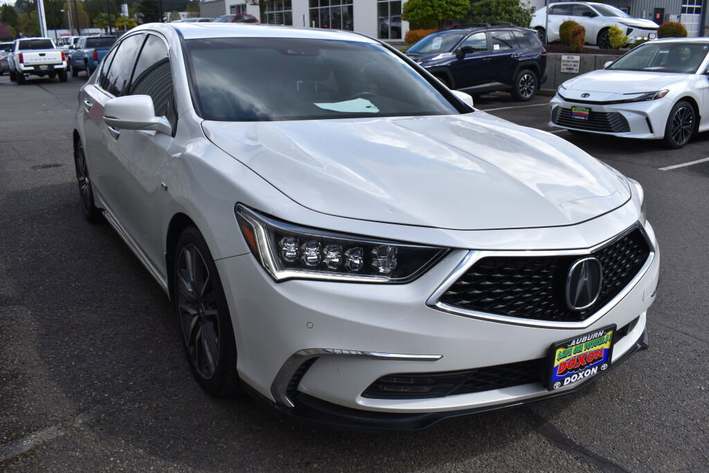 Used 2018 Acura RLX Sport Hybrid w/ Advance Pkg image 3