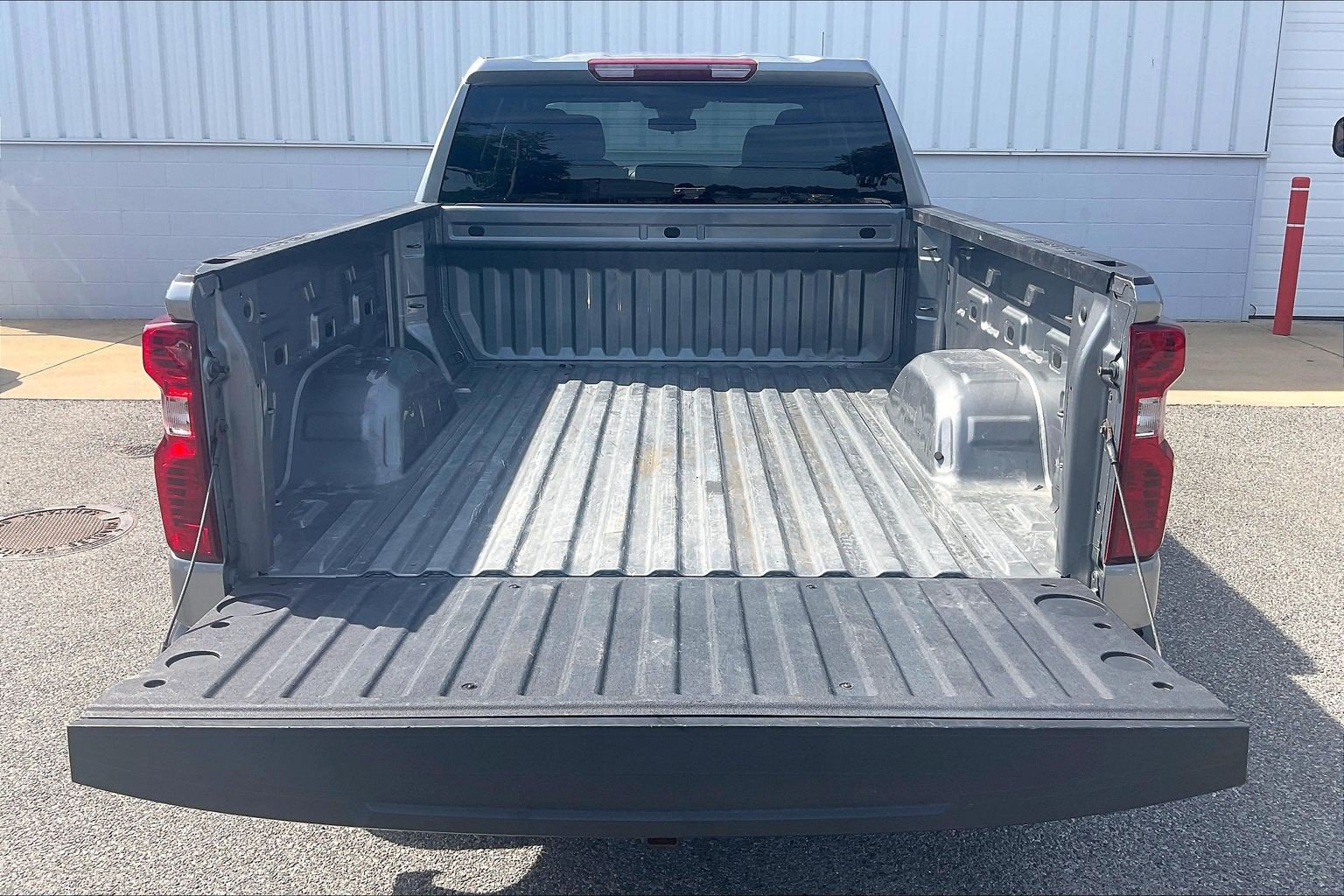 Used 2023 Chevrolet Silverado 1500 Custom w/ LPO, Dark Essentials Package AWD/4WD image 40