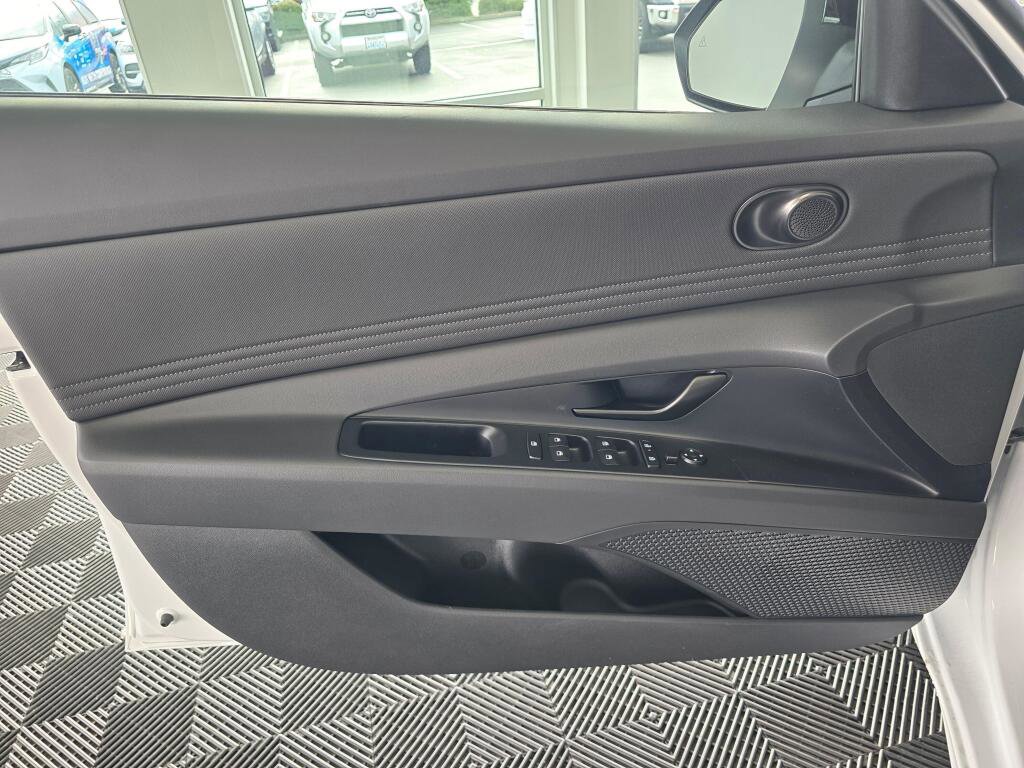 New 2026 Hyundai Elantra SEL Sport image 33