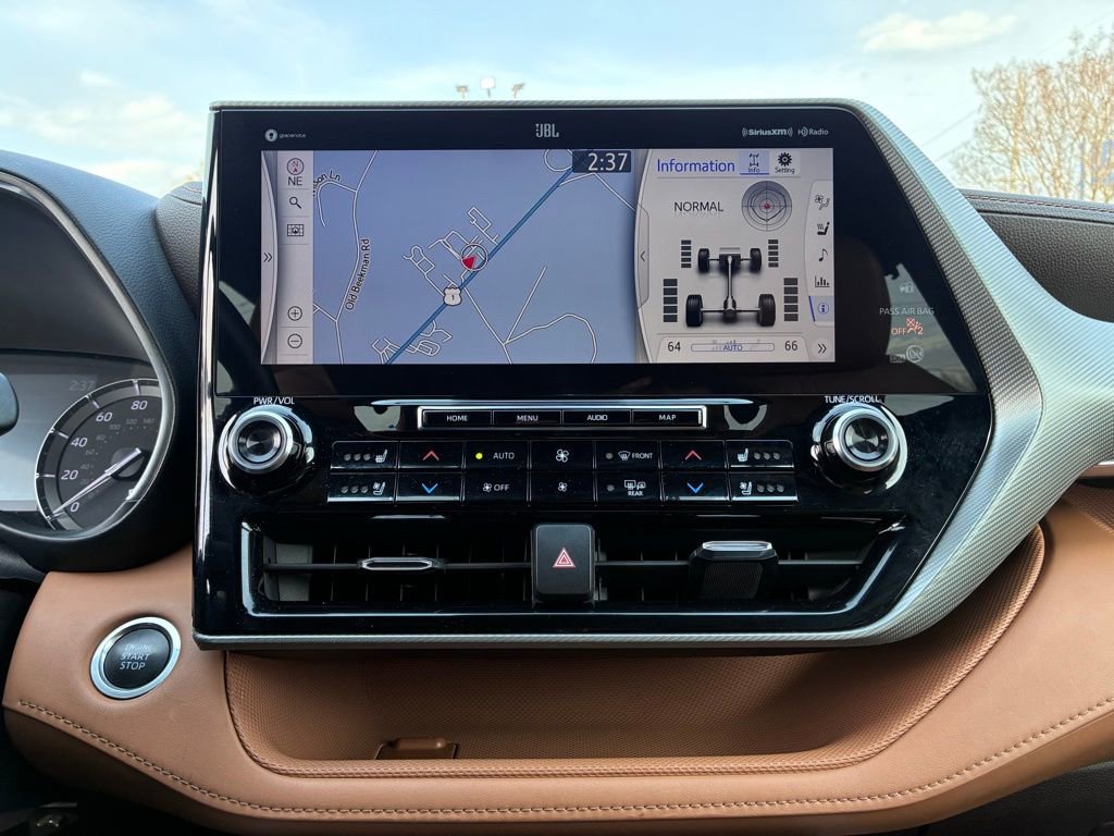 Used 2020 Toyota Highlander Platinum AWD/4WD image 31