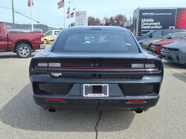 New 2026 Dodge Charger R/T w/ Blacktop Package AWD/4WD image 6