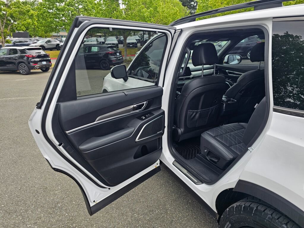 Certified 2023 Kia Telluride SX Prestige X-Pro AWD/4WD image 23