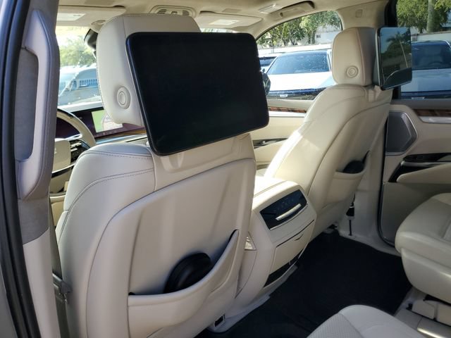 Used 2025 Cadillac Escalade ESV Sport Platinum w/ LPO, Floor Liner Package AWD/4WD image 14