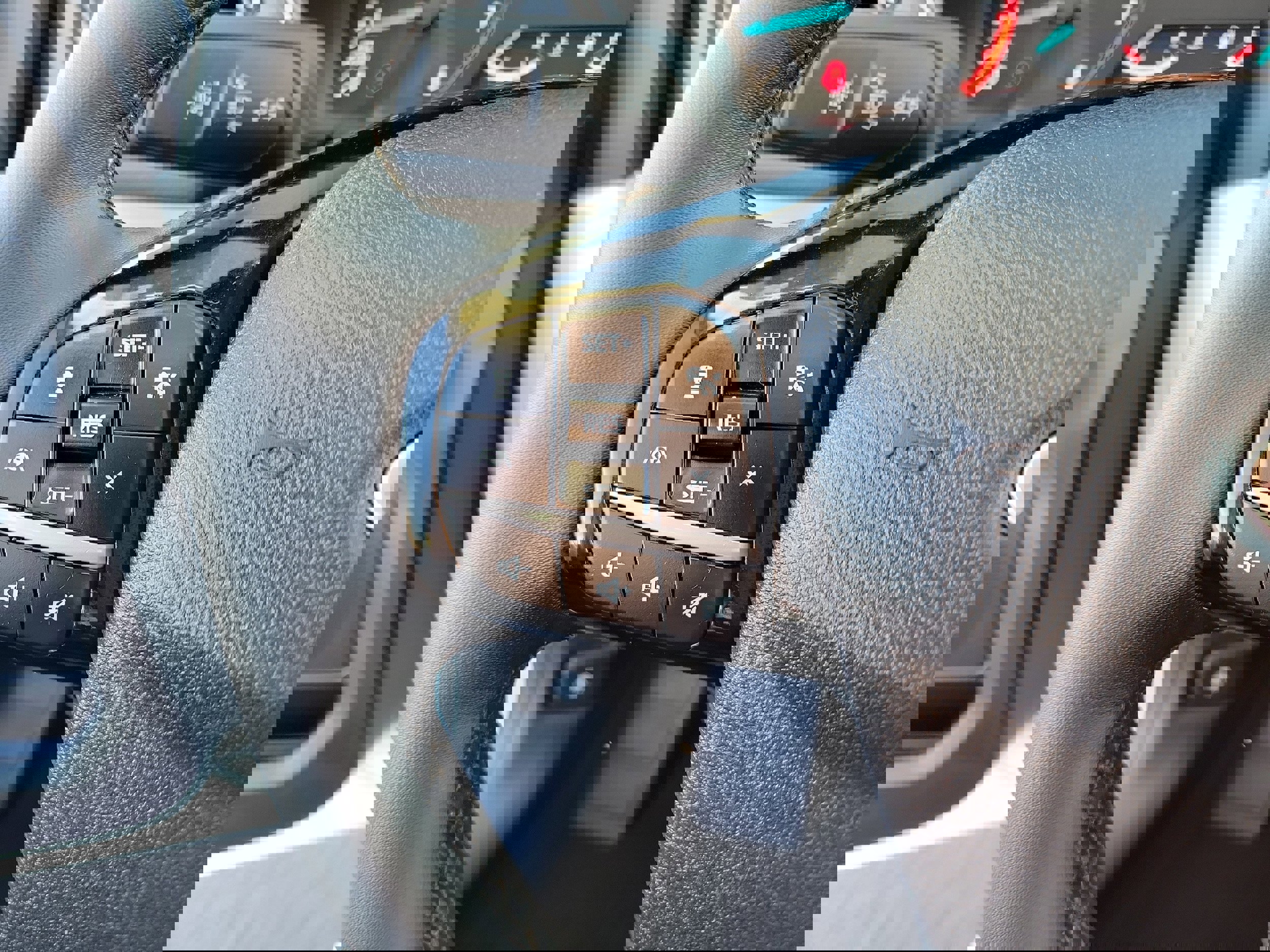 Certified 2022 Ford Escape SEL image 25