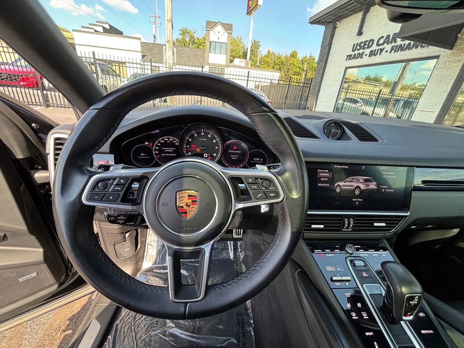 Used 2019 Porsche Cayenne S image 27