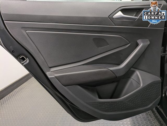Used 2024 Volkswagen Jetta SE w/ Panoramic Sunroof Package FWD image 26