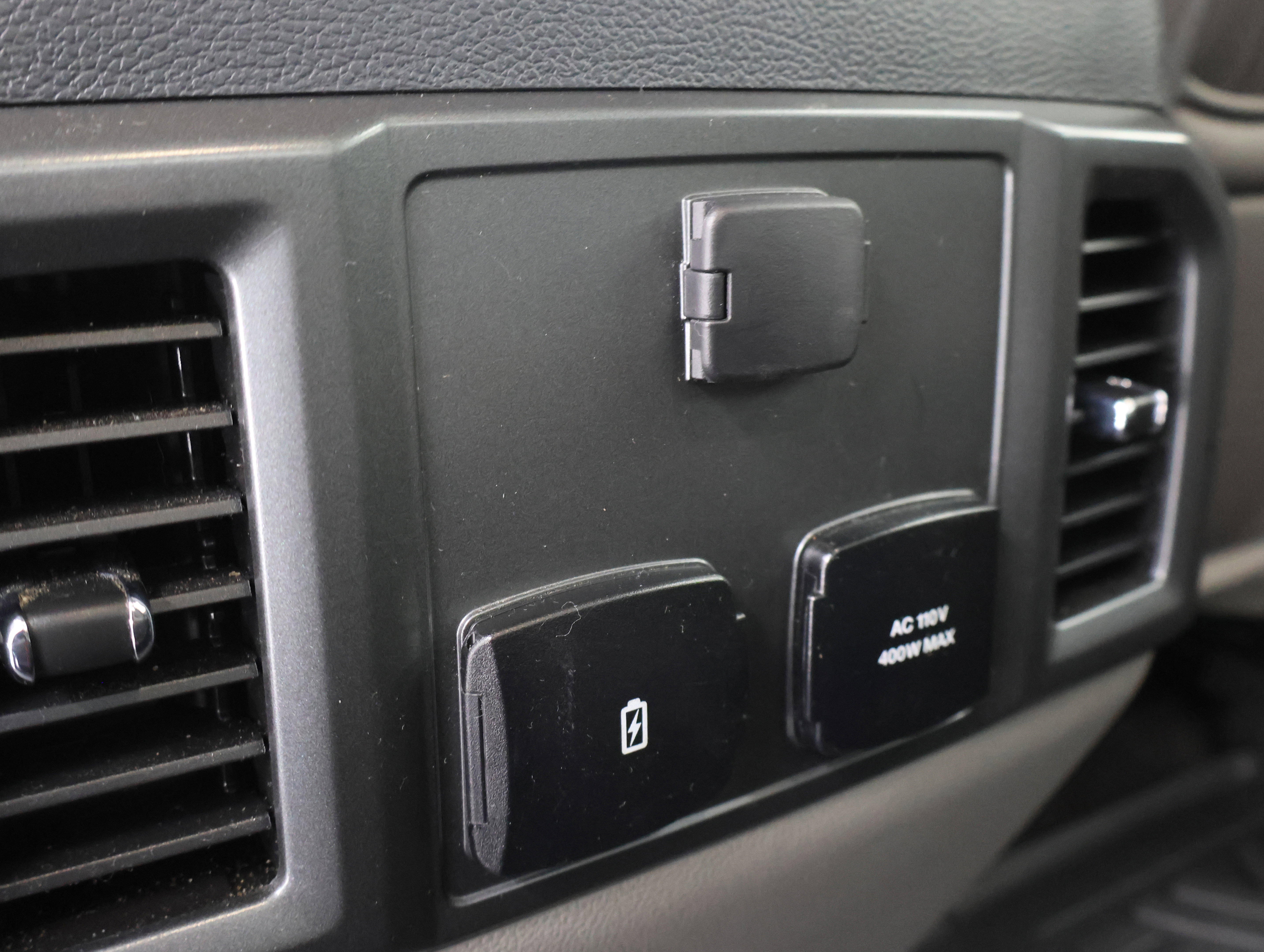 Used 2022 Ford F350 XLT w/ XLT Value Package image 33