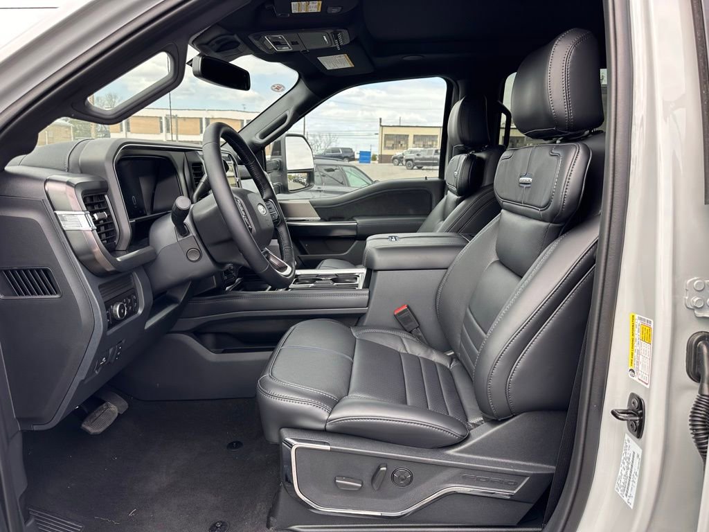 New 2026 Ford F250 Platinum AWD/4WD image 14