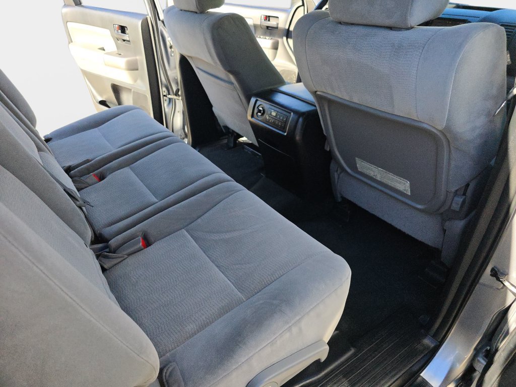 Used 2014 Toyota Sequoia SR5 AWD/4WD image 13